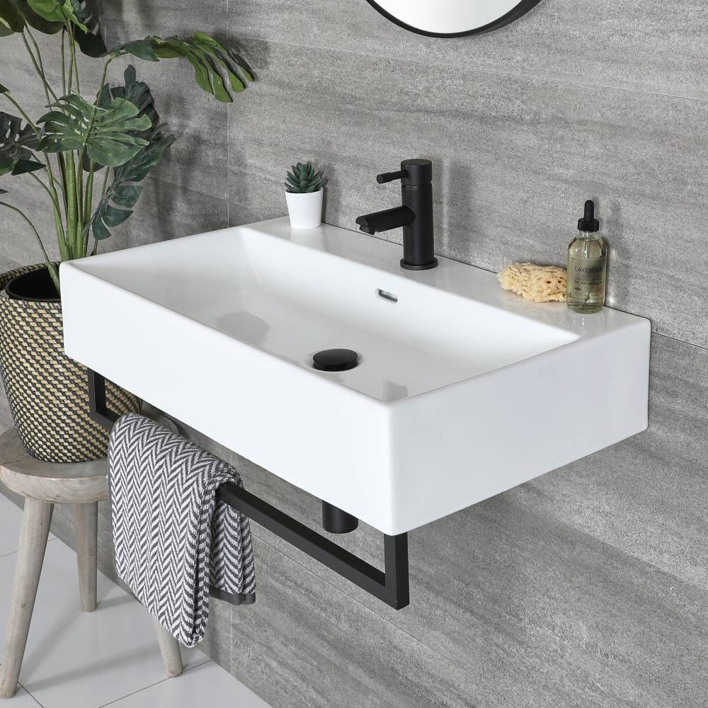 Small sink with towel rail 2025