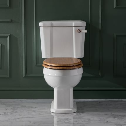 Milano Richmond - Traditional Close Coupled Toilet with Cistern and Seat - Choice of Finish and Seat