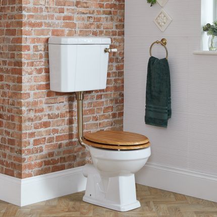 Milano Richmond - Traditional Low Level Toilet with Cistern and Seat - Choice of Finish
