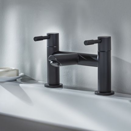 Milano Nero - Modern Bath Filler Mixer Tap - Black