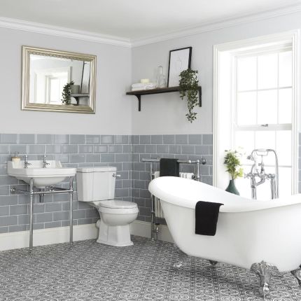 Milano Richmond - Traditional Bathroom Suite with Freestanding Bath, Toilet and Washstand Basin