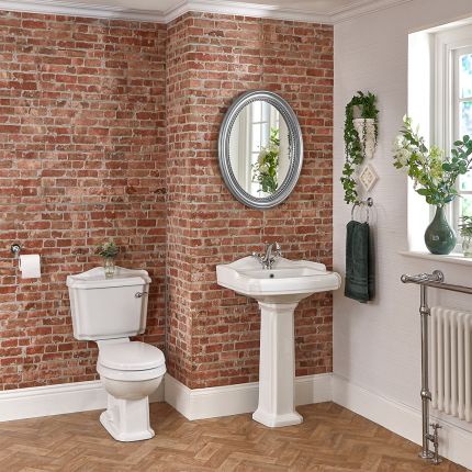 Milano Windsor - Traditional Close Coupled Toilet and 1 Tap-Hole Pedestal Basin Set