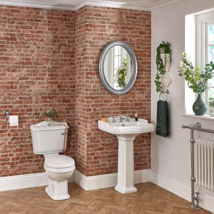 Milano Windsor - Traditional Close Coupled Toilet and 3 Tap-Hole Pedestal Basin Set