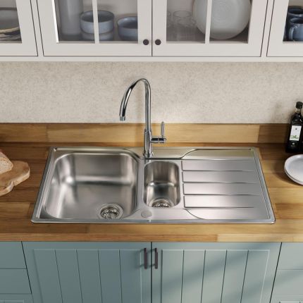 Rangemaster Michigan - 1.5 Bowl Stainless Steel Kitchen Sink - 950mm x 508mm