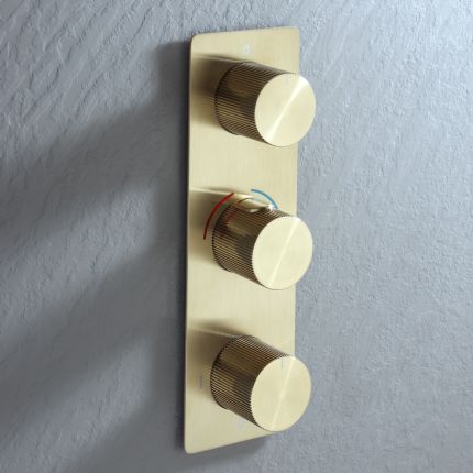 Milano Lune - Modern 3 Outlet Triple Diverter Thermostatic Shower Valve - Choice of Finish