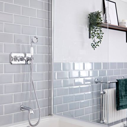 Milano Elizabeth - Chrome and White Traditional Thermostatic Shower with Diverter, Hand Shower and Bath Spout (2 Outlet)