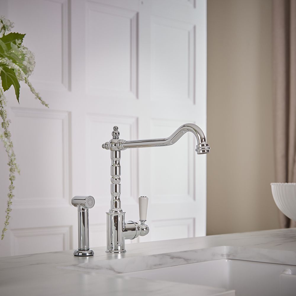 Milano Elizabeth - Single Lever Classic Kitchen Mixer Tap with Pull-Out Spray - Choice of Finish