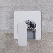 Milano Hunston - Modern Manual Shower Valve - One Outlet - Chrome