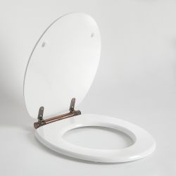 Milano Richmond - Traditional White Soft Close Toilet Seat with Oil Rubbed Bronze Hinges