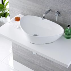 HR Kenton rounded Counter Top with Razor wall mounted basin tap