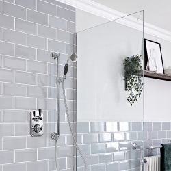 Milano Elizabeth - Chrome and Black Traditional Thermostatic Shower with Round Hand Shower and Riser Rail (1 Outlet)